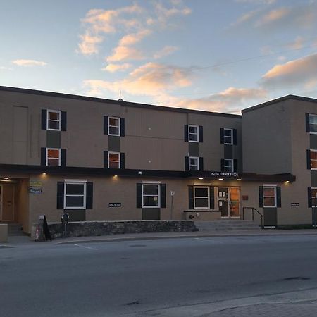 Historic Hotel Corner Brook Esterno foto